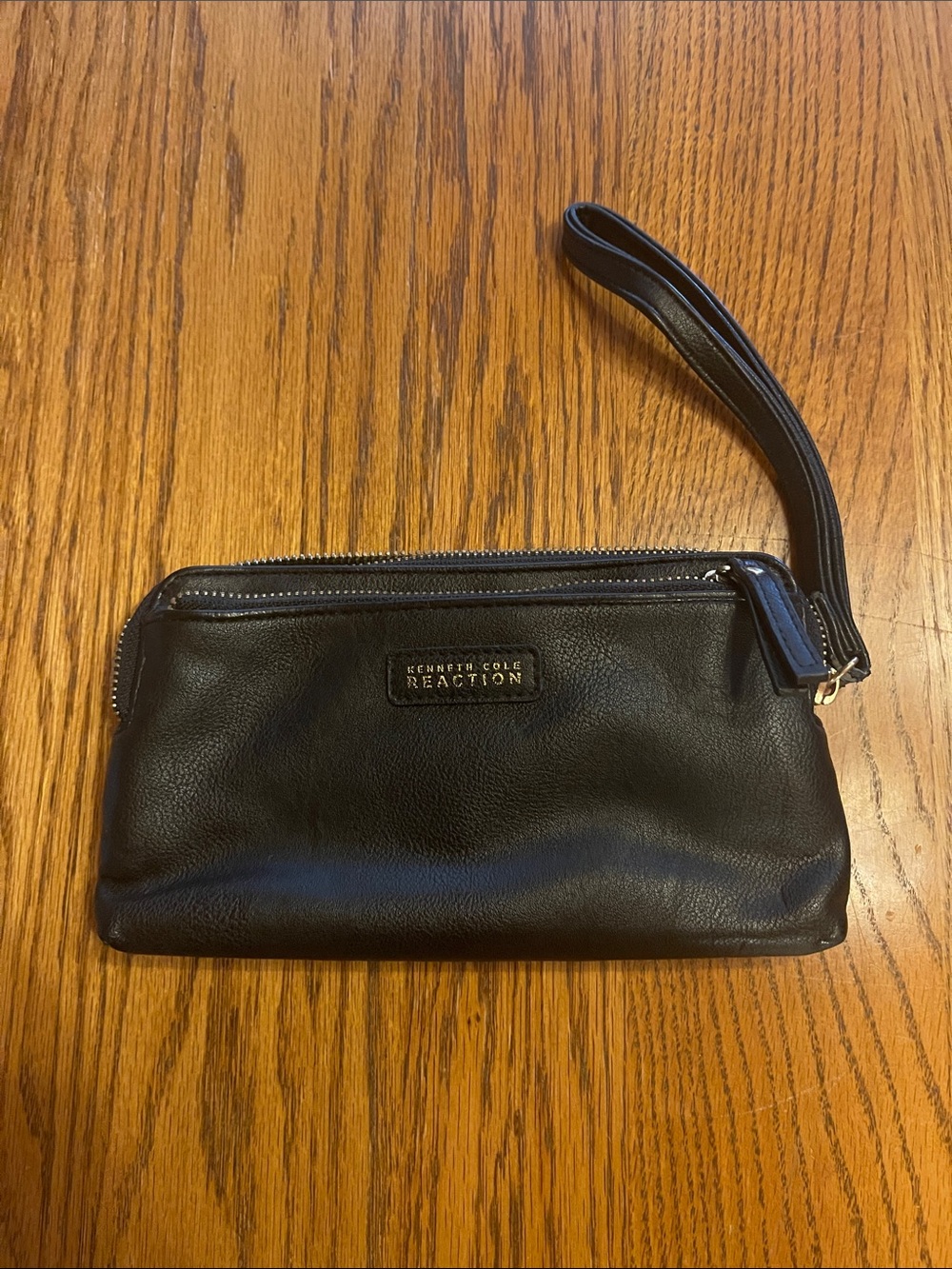 Kenneth Cole Reaction Black Leather Toiletry Wristlet